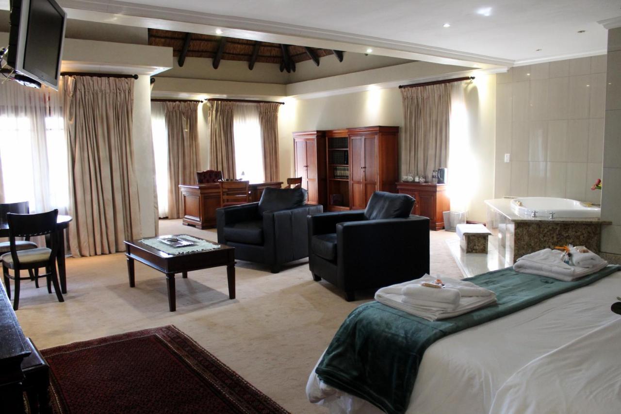 Prinshof Manor Guesthouse Pretoria Bagian luar foto