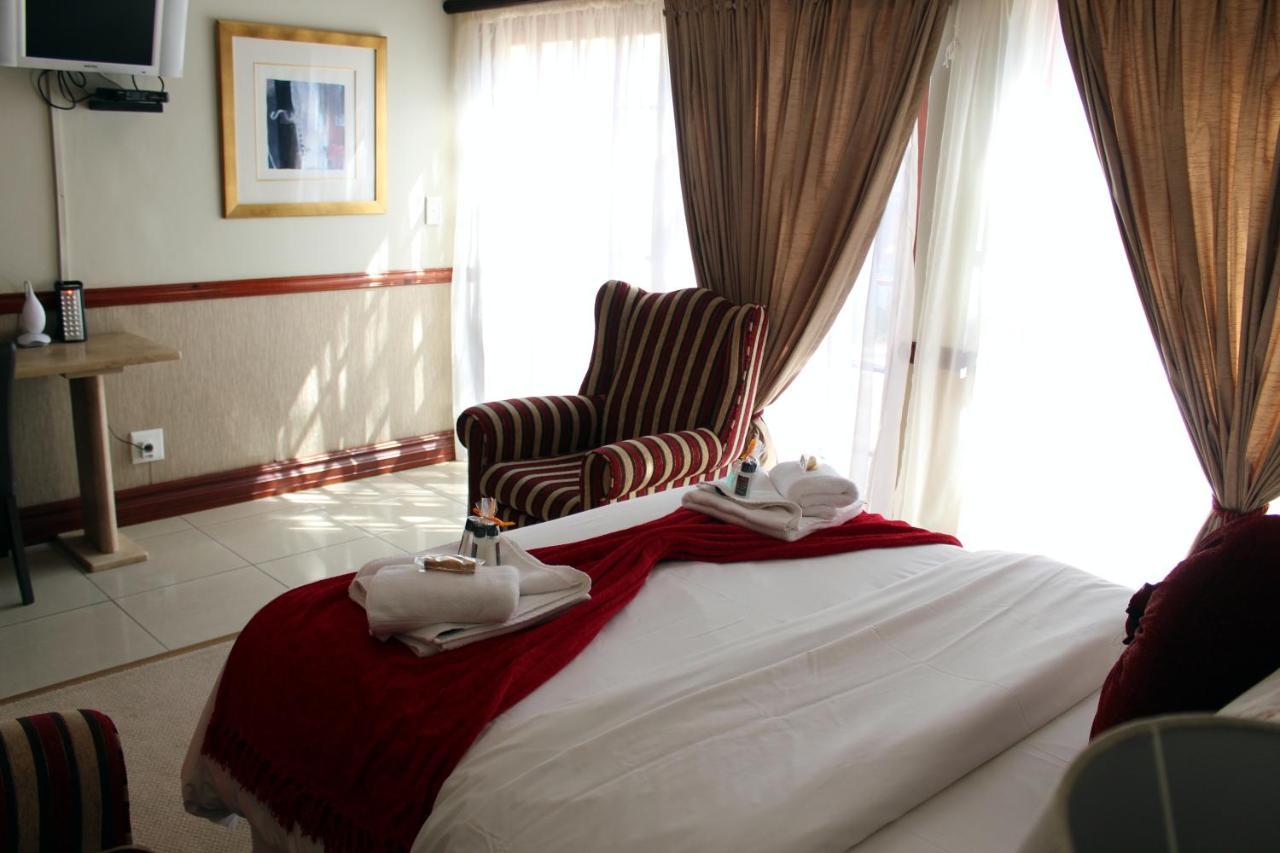 Prinshof Manor Guesthouse Pretoria Bagian luar foto