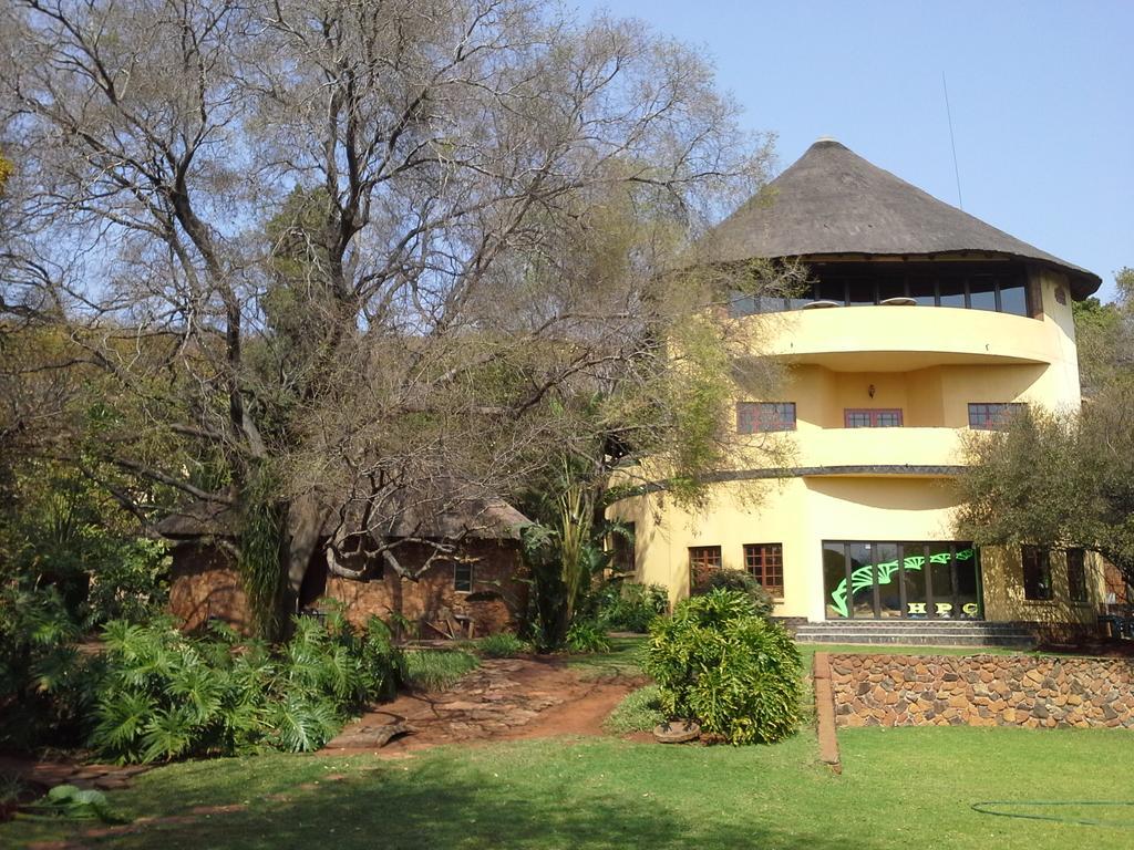Prinshof Manor Guesthouse Pretoria Bagian luar foto